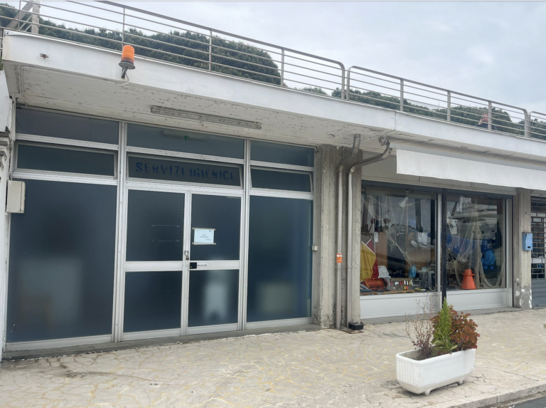 Marina Chiavari investe 270 mila euro per i servizi igienici al porto turistico