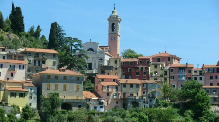 Castiglione Chiavarese, riaprirà domani a senso unico alternato statale 523 chiusa per frana