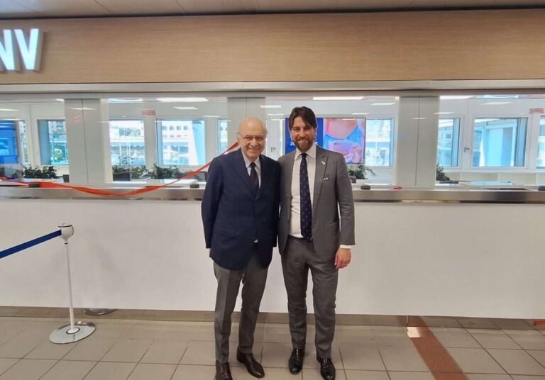 Gnv inaugura la nuova biglietteria al terminal traghetti di Genova