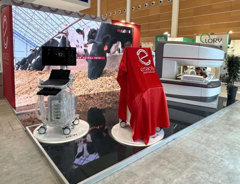 Esaote presenta due nuovi ecografi per i medici veterinari