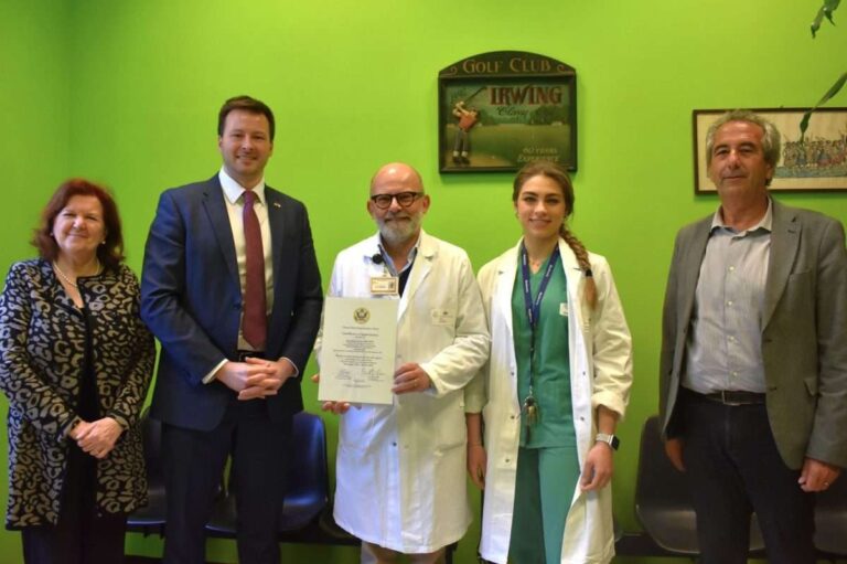 Alla Neurochirurgia dell’ospedale San Martino uno speciale riconoscimento dagli Stati Uniti