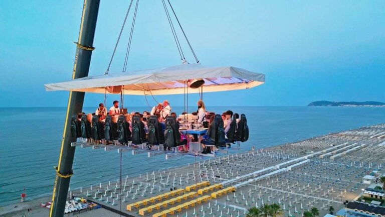 Ristorazione, dal 24 al 30 giugno arriva a Genova il format Dinner in the sky