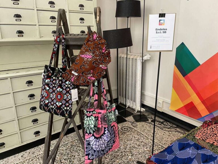 A Genova apre un pop-up market nel centro storico: Fair to share dà spazio all’artigianato locale