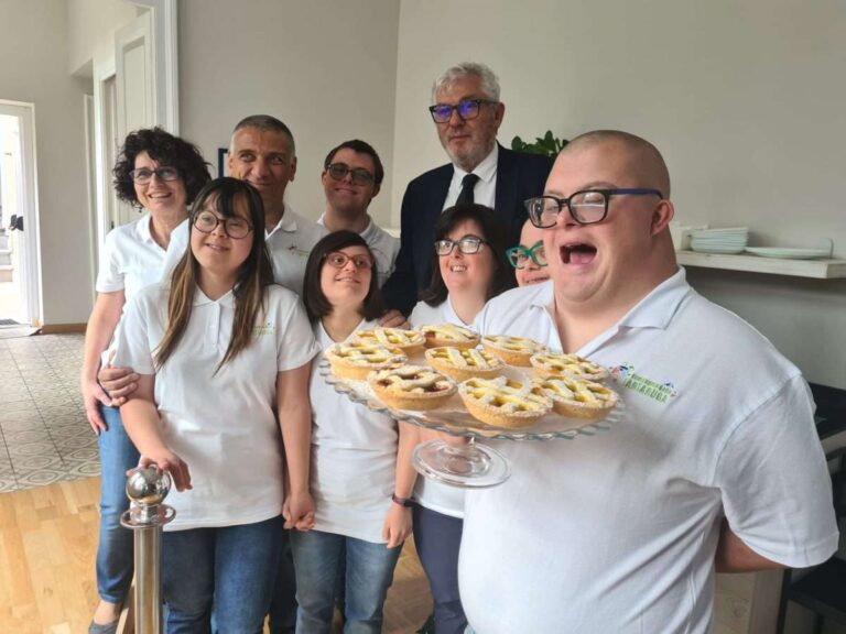 A Genova nasce “I pasticci della tartaruga”: sfornerà dolci senza glutine e formerà gli allievi disabili cognitivi