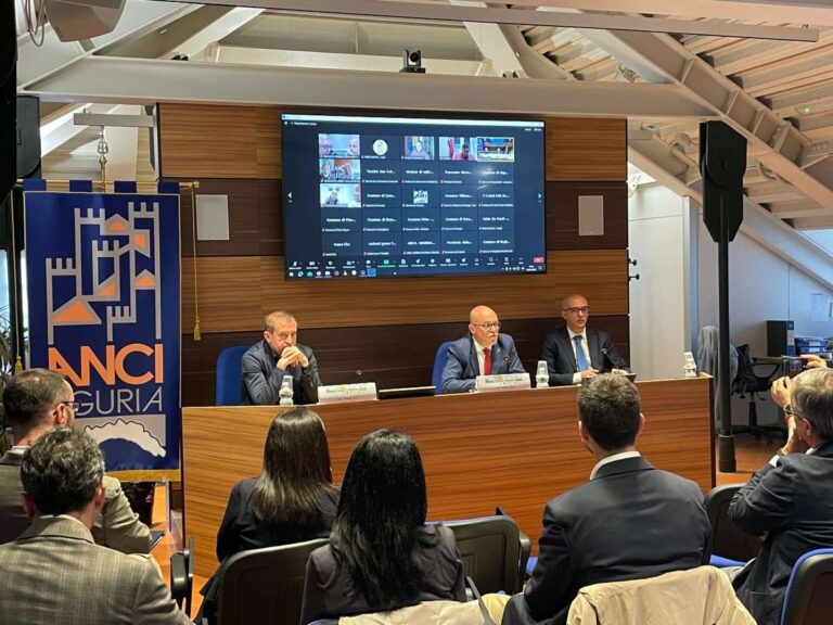 Fonti rinnovabili, Gse: Liguria +35% di impianti fotovoltaici nel 2023. Comuni a confronto in Anci Liguria