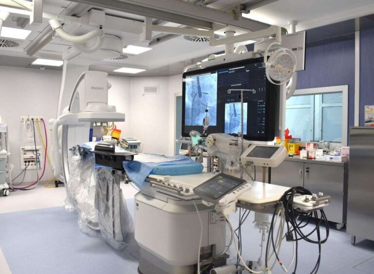 Ospedale San Martino, nuovo angiografo cardiologico in Emodinamica