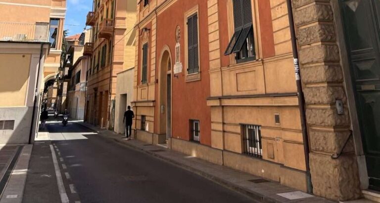 Chiavari, parte la sostituzione degli impianti di illuminazione in via Vinelli