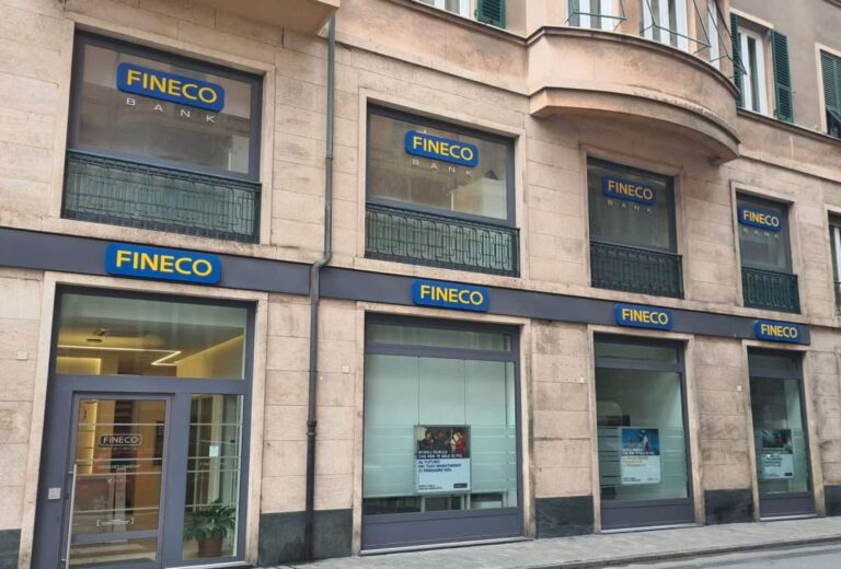 Nel Fineco Center di Savona quasi la metà dei consulenti finanziari è donna
