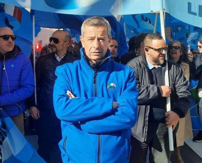 Autonomia differenziata, raccolta firme Uil per il referendum abrogativo