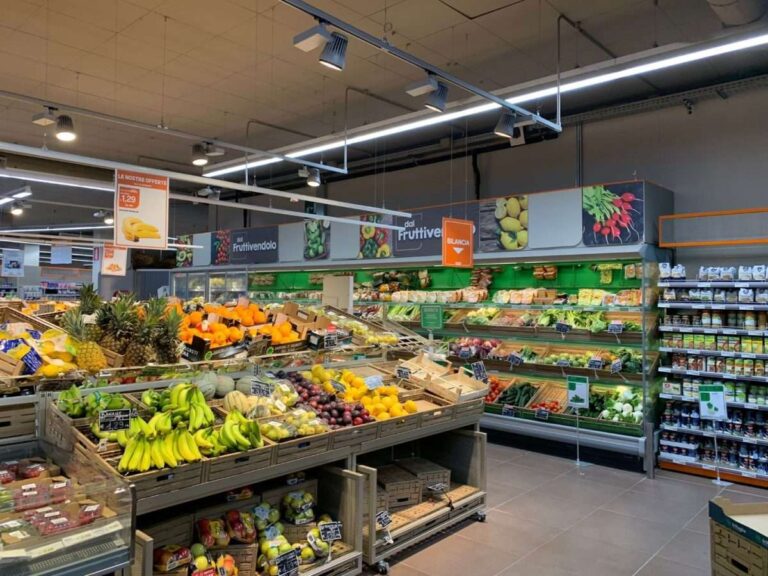 Gruppo Sogegross, ristrutturati tre punti vendita Ekom in Liguria