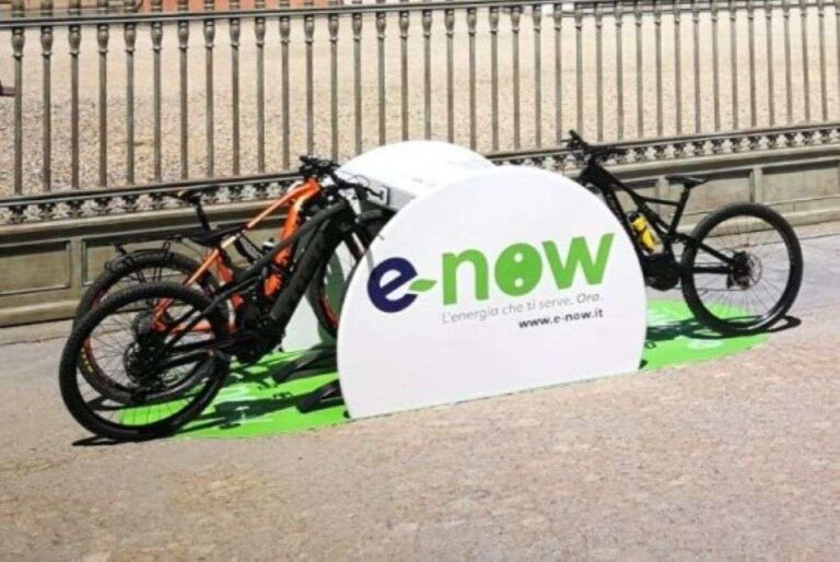 Nautica, collaborazione tra e-Now e Blue Marina Awards per il cicloturismo elettrico