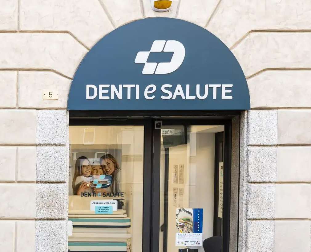 Denti e Salute acquisisce Studi Dentistici dott. Nicola Paoleschi, coinvolto anche studio a Sarzana
