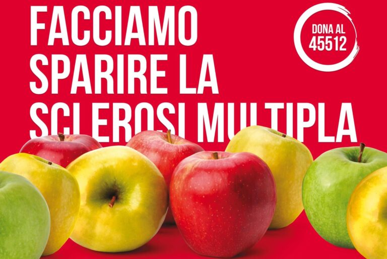 La Mela di Aism festeggia 30 anni: il 4, 5 e 6 ottobre appuntamento in 5mila piazze italiane