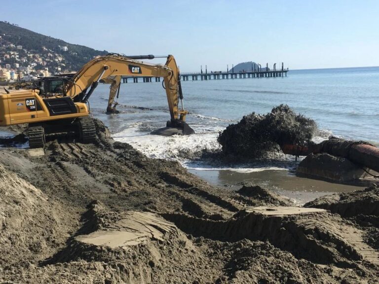 Alassio: a via il ripascimento strutturale e l’allungamento del Molo Ferrando