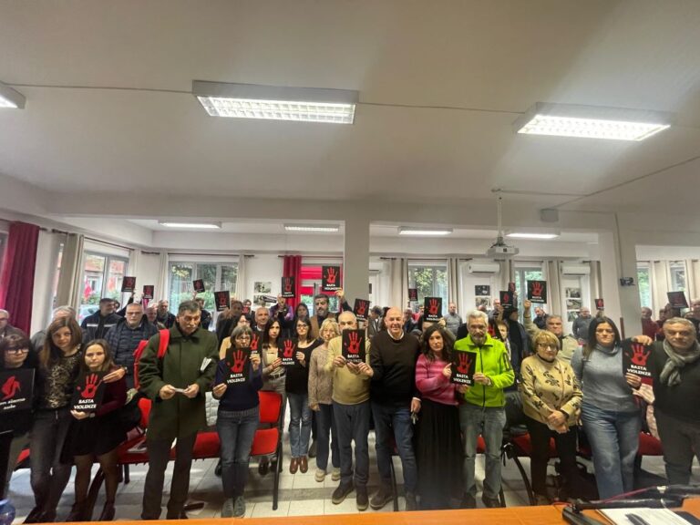 Assemblea generale Cgil Genova: “Nel pubblico lo stipendio medio delle donne è il 25% in meno degli uomini”