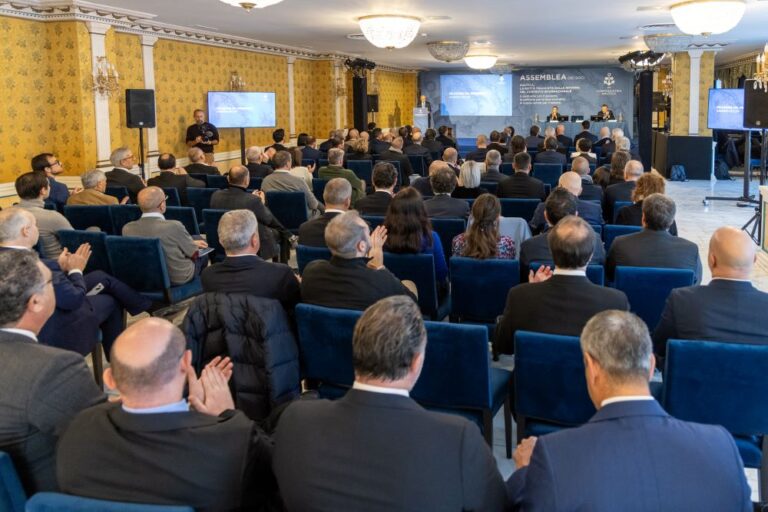 Nautica: nel 2024 chiusura positiva per il settore superyacht, in contrazione la cantieristica fino a 24 m