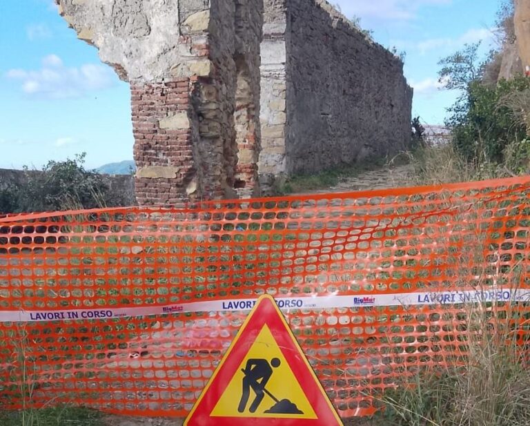 Sestri Levante, iniziato il recupero dei ruderi dell’antica chiesa di Sant’Anna