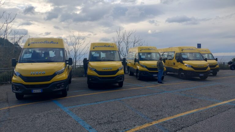 Parco Cinque Terre: 5 nuovi scuolabus a ridotte emissioni di co2 per i Comuni dell’area protetta