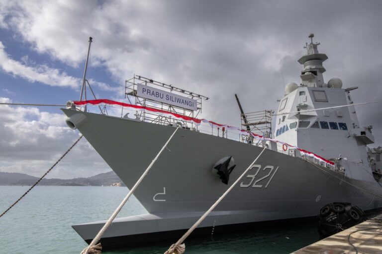 Fincantieri, al Muggiano la cerimonia di cambio nome di due unità Mpcs vendute alla marina indonesiana