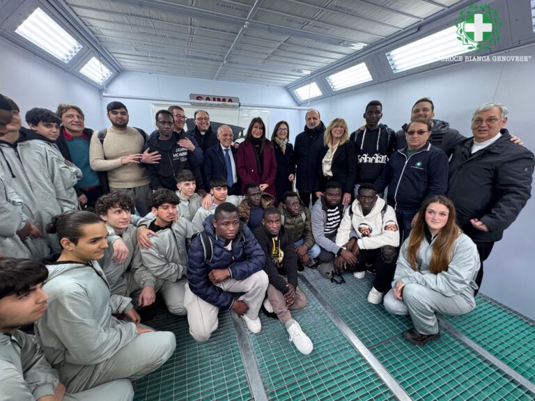 A Quarto inaugurata una nuova cabina di verniciatura per gli studenti di carrozzeria e meccatronica