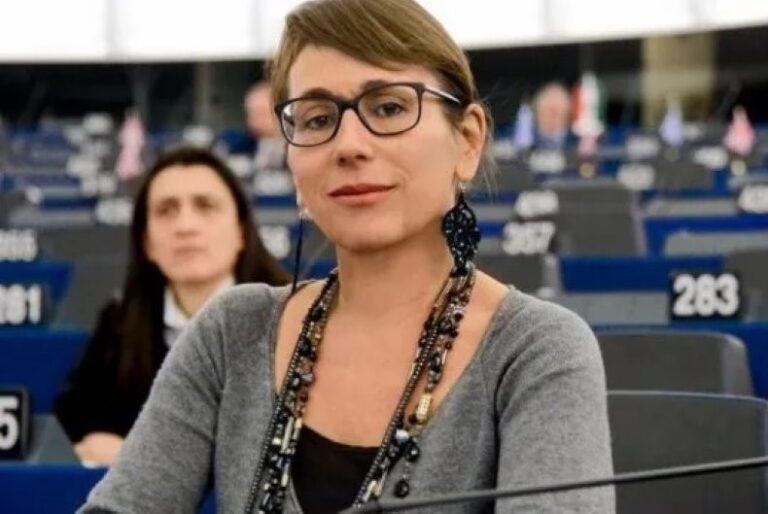 Comunali Genova, M5S propone la candidatura di Tiziana Beghin