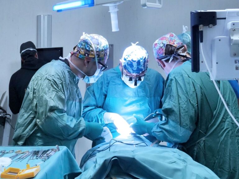 Gaslini-Galliera, ricostruito il volto di un bimbo affetto da una rarissima malformazione facciale