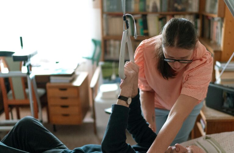 Assistenza domiciliare integrata: nel 2024 presi in carico oltre 41 mila over 65