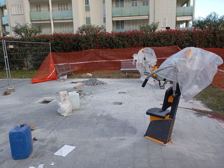 Albenga: una nuova palestra all’aperto in piazza Pertini