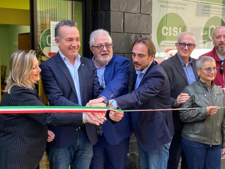 A Genova inaugurato il nuovo ufficio piano strada della Cisl in piazza Campetto