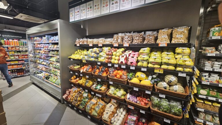 Carrefour Italia ha aperto un nuovo punto vendita Express a Genova, in via Marco Sala 20 