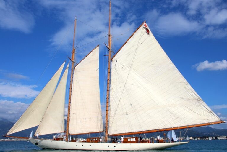 Marina Genova, dal 16 al 18 maggio 2025 la terza edizione del Classic Boat Show