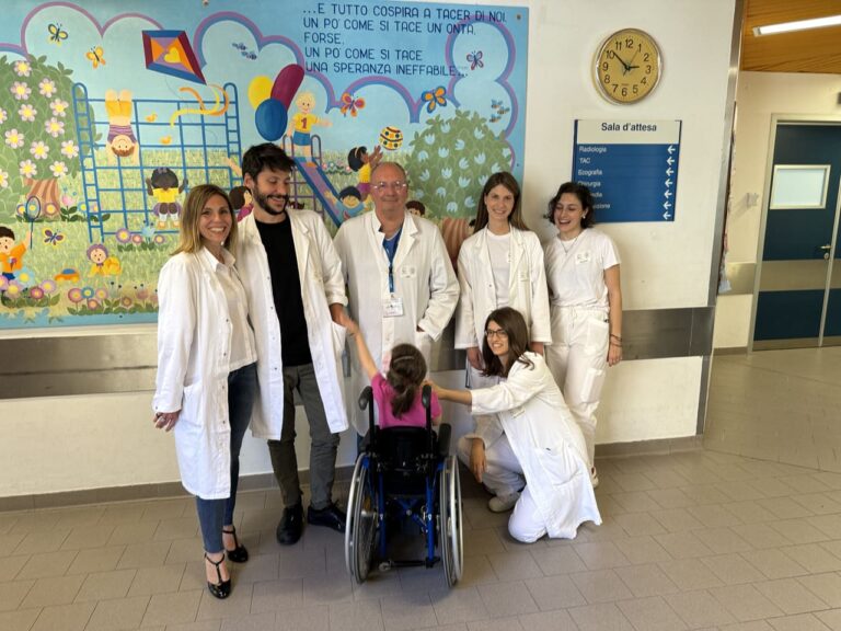 Al Gaslini primo intervento di neurostimolazione cerebrale profonda per il trattamento della distonia secondaria