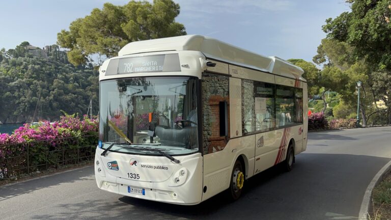 Amt incrementa la linea per Portofino, 13 nuove coppie di corse