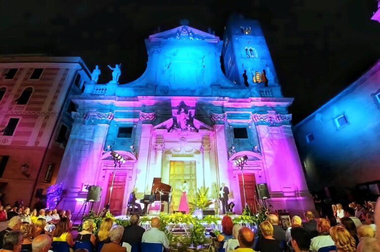 Varazze lancia il nuovo brand turistico e presenta gli eventi della stagione estiva