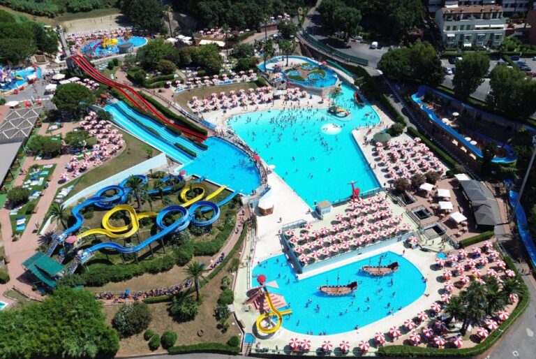 Caravelle, il parco acquatico di Ceriale riapre sabato 7 giugno