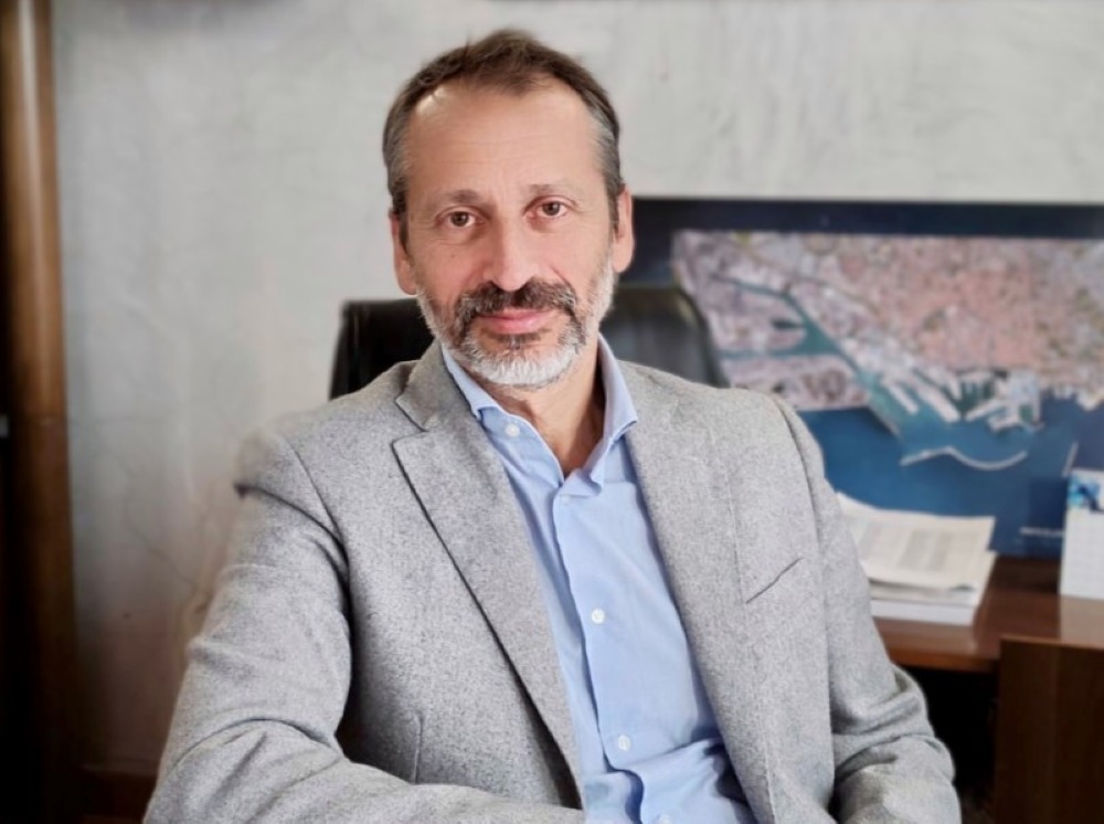Adsp Mar Ligure Occidentale, il Mit firma la nomina a commissario straordinario di Matteo Paroli Adsp Mar Ligure Occidentale, il Mit firma la nomina a commissario straordinario di Matteo Paroli