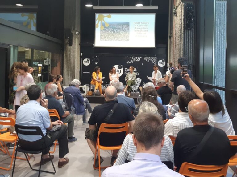 A Genova nasce Geeco, Comunità energetica rinnovabile solidale: i primi pannelli sul tetto dell’Acquario