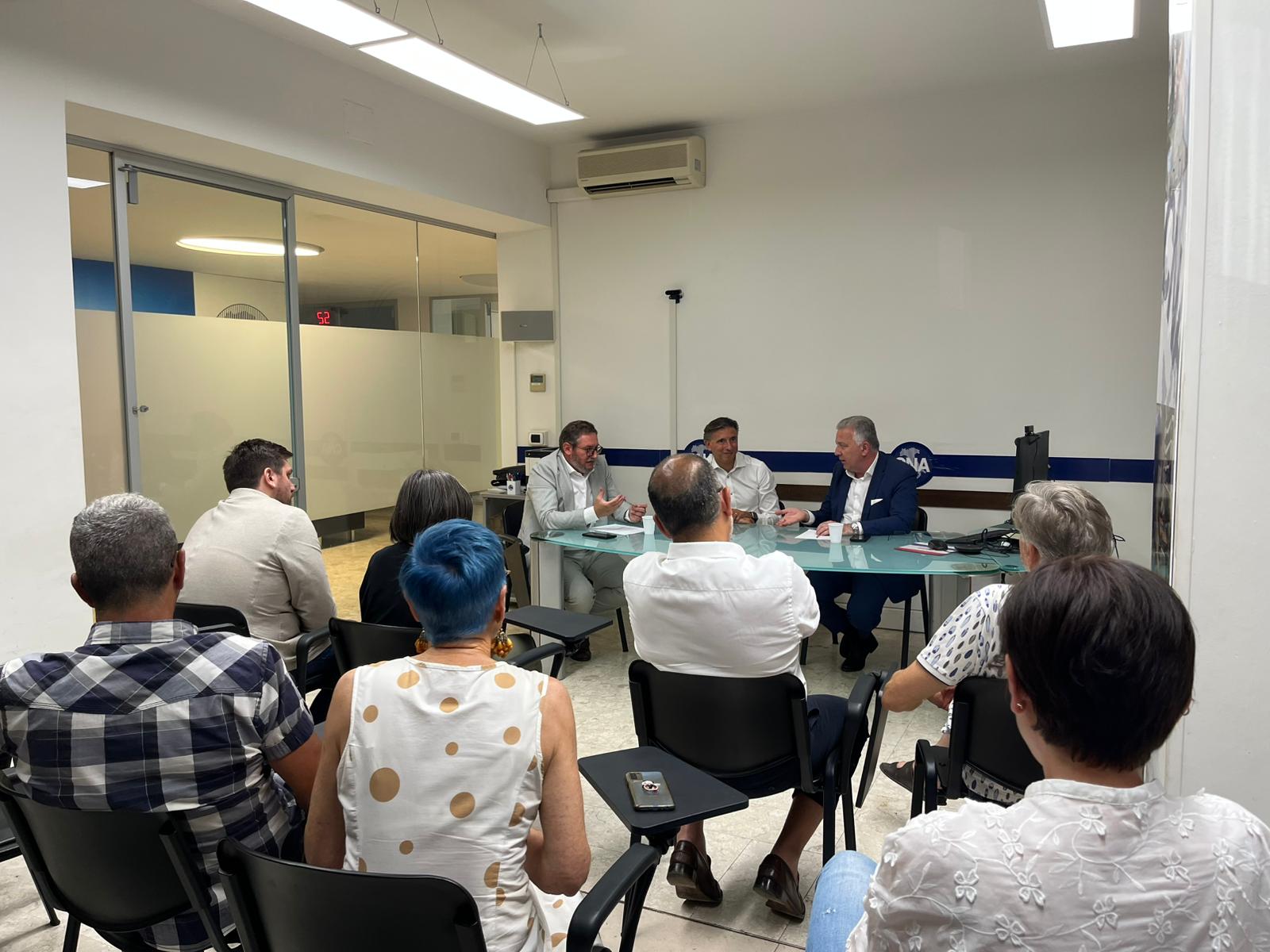 La Spezia, incontro Cna-Peracchini: affrontate criticità parcheggi e difficoltà a trovare spazi e personale La Spezia, incontro Cna-Peracchini: affrontate criticità parcheggi e difficoltà a trovare spazi e personale