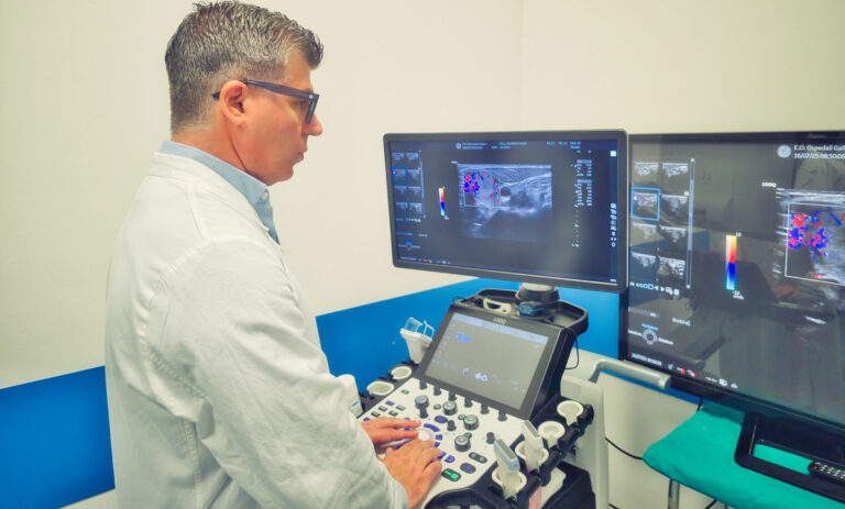 Galliera, ecografo di ultima generazione inaugurato nel reparto di Medicina Nucleare