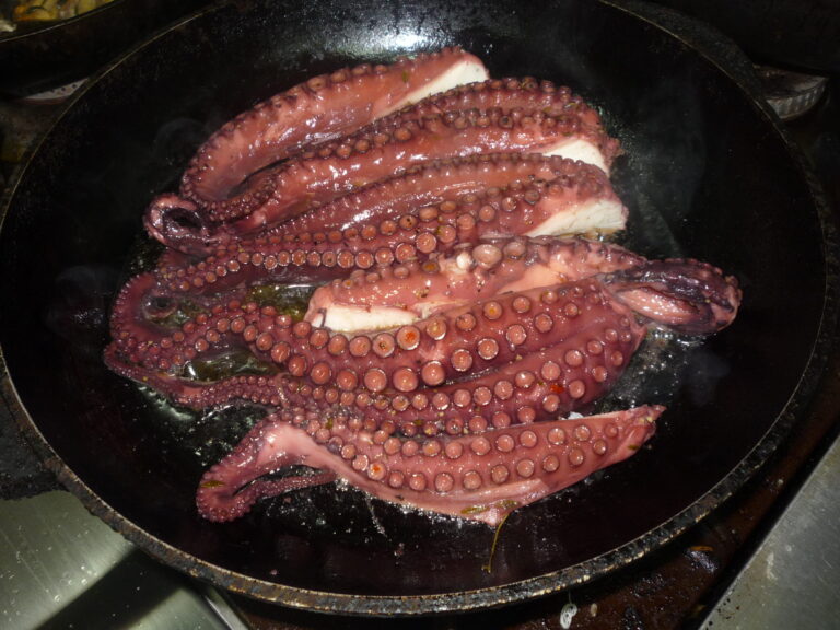 Polpo all’olio in tegame