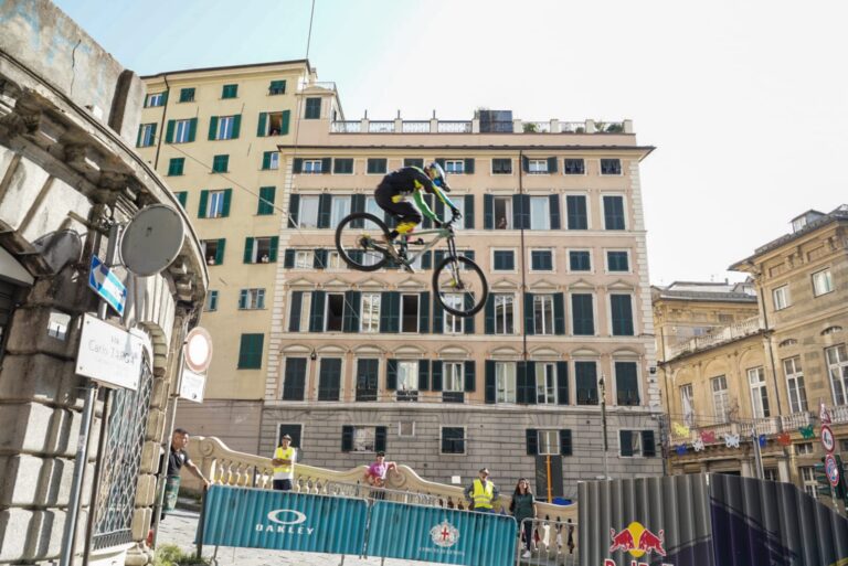 Red Bull Cerro Abajo, successo per l’edizione 2025: 40 mila gli spettatori alla finale