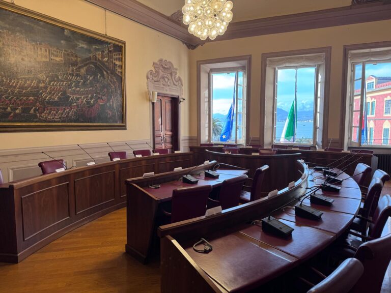 Sestri Levante, il 25 agosto al via i lavori di rinnovamento dell’impianto della sala del consiglio comunale