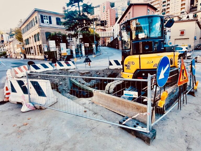 Tubo esploso a Genova nel quartiere di Staglieno, oggi prevista riapertura viabilità