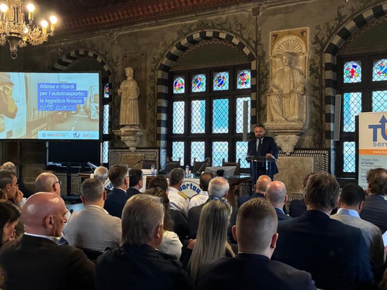 Autotrasporto, l’appello di Tagnochetti (Trasportounito): «Serve differenziare gli orari per evitare ingorghi»