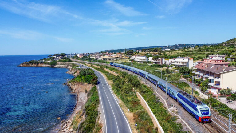 Espresso Riviera: sempre esaurito il treno da Roma a Genova e Marsiglia, sarà riproposto anche nel 2026