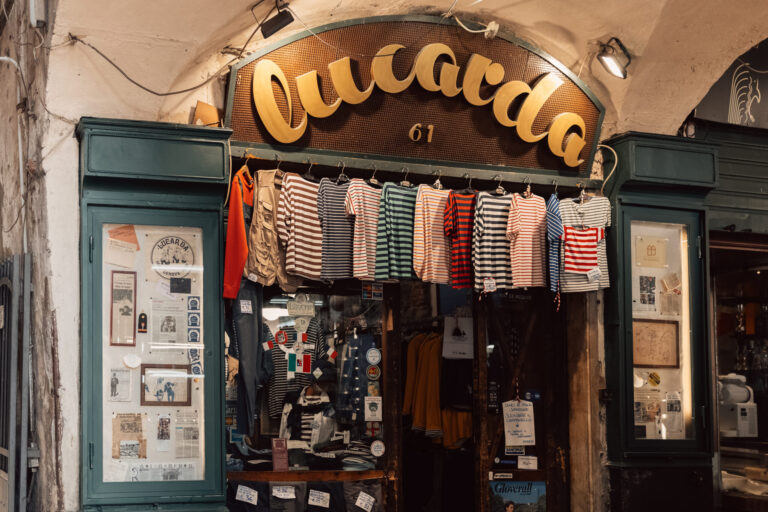 Bottega Storica Lucarda a Genova, mostra collettiva sul mare dal 27 settembre 2025 al 31 gennaio 2026