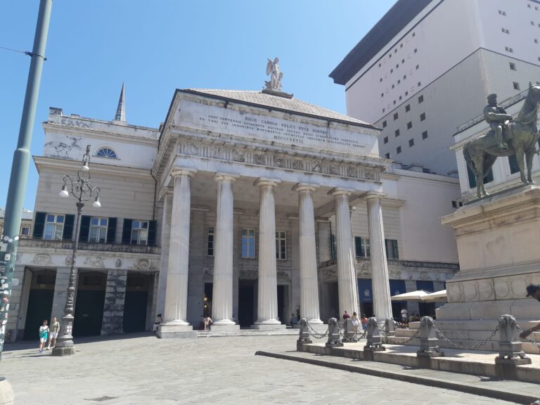 Teatro Carlo Felice, scostamento di 2 mln su bilancio preventivo. Slc Cgil e Snater: “Fare luce sulle responsabilità”
