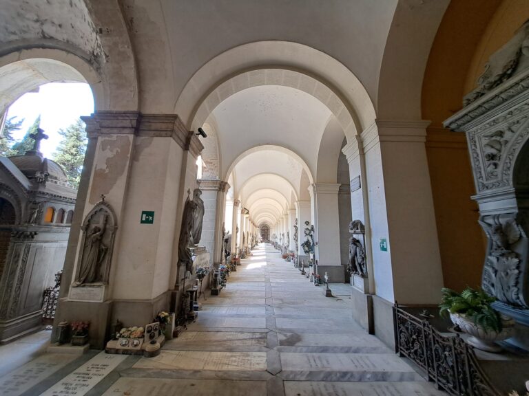 Staglieno per tutti, visite guidate dedicate alle persone con disabilità psico sensoriali o fragili