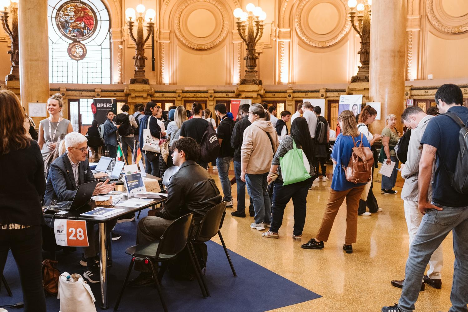 Lavoro in crescita in Liguria: nel secondo trimestre 2025 tasso di occupazione al 67.7% 