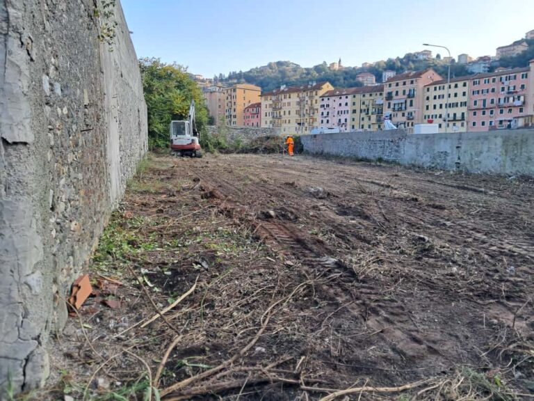 A Pontedecimo iniziano i lavori del nuovo parcheggio in via delle Fonderie Grondona